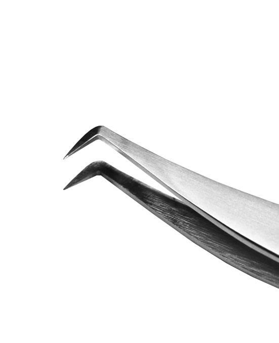 Pinzetta professionale con punta a stivaletto № 08