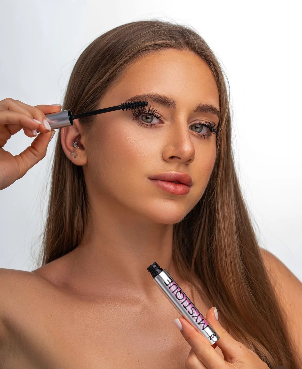 Mascara “Mystique” Zola